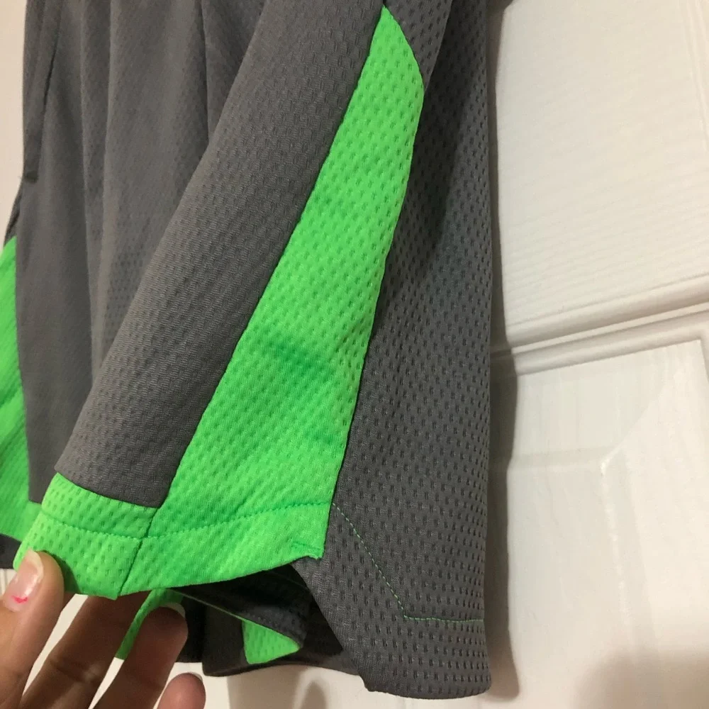 Tek Gear‎ NWT husky boys size small grey with green new basketball shorts new